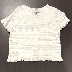 EVERNEW White Crop knit T-Shirt with Ruffled Hem